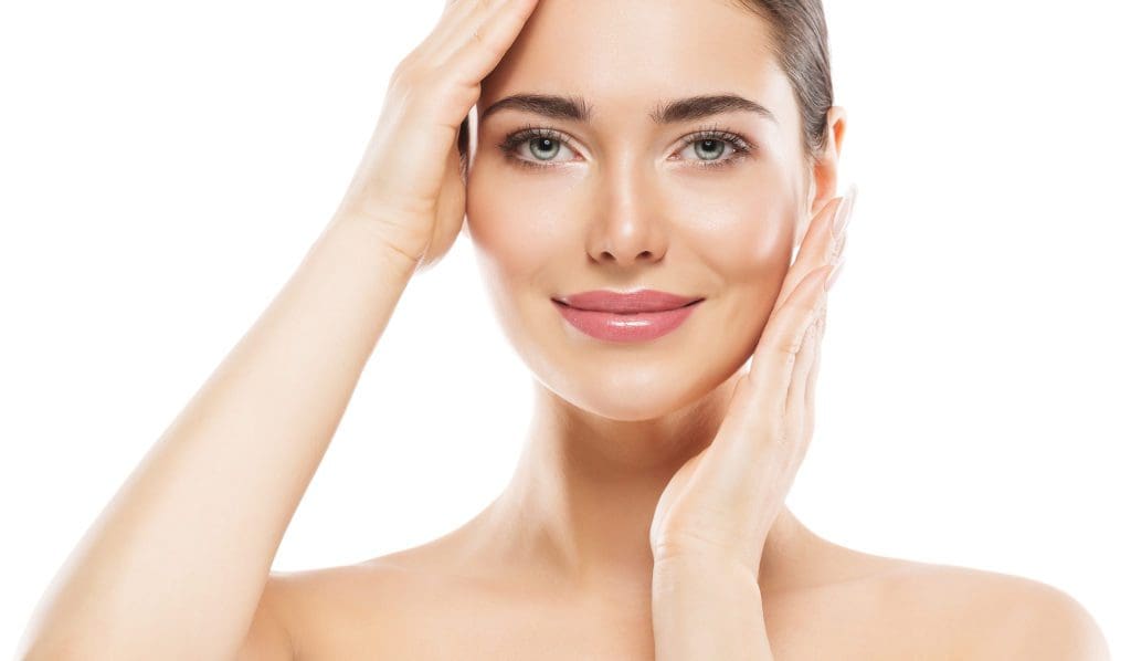 Woman with full cheeks after Juvéderm Voluma filler